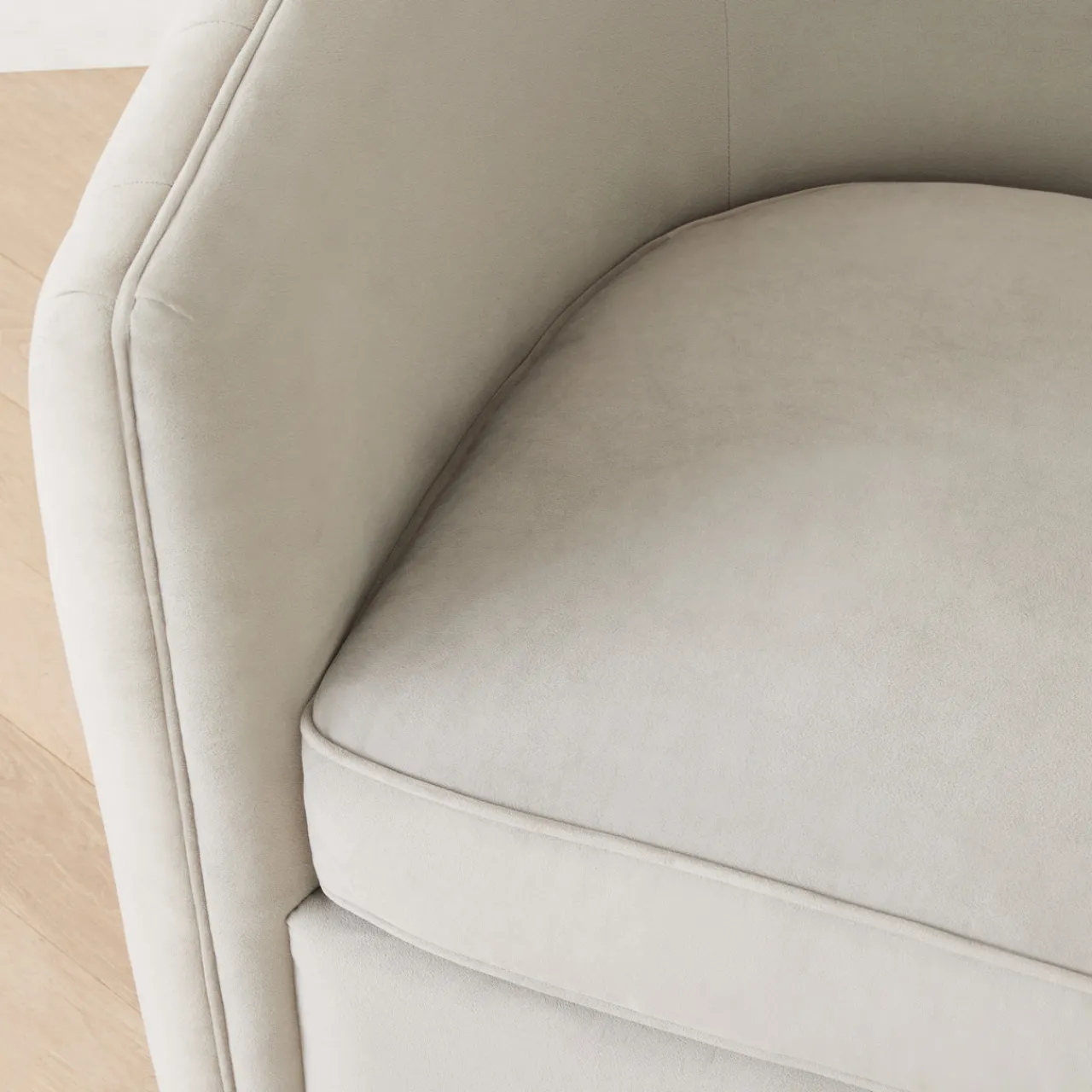 Z Gallerie Aria Channeled Swivel Chair> Swivel Chairs | Accent Chairs