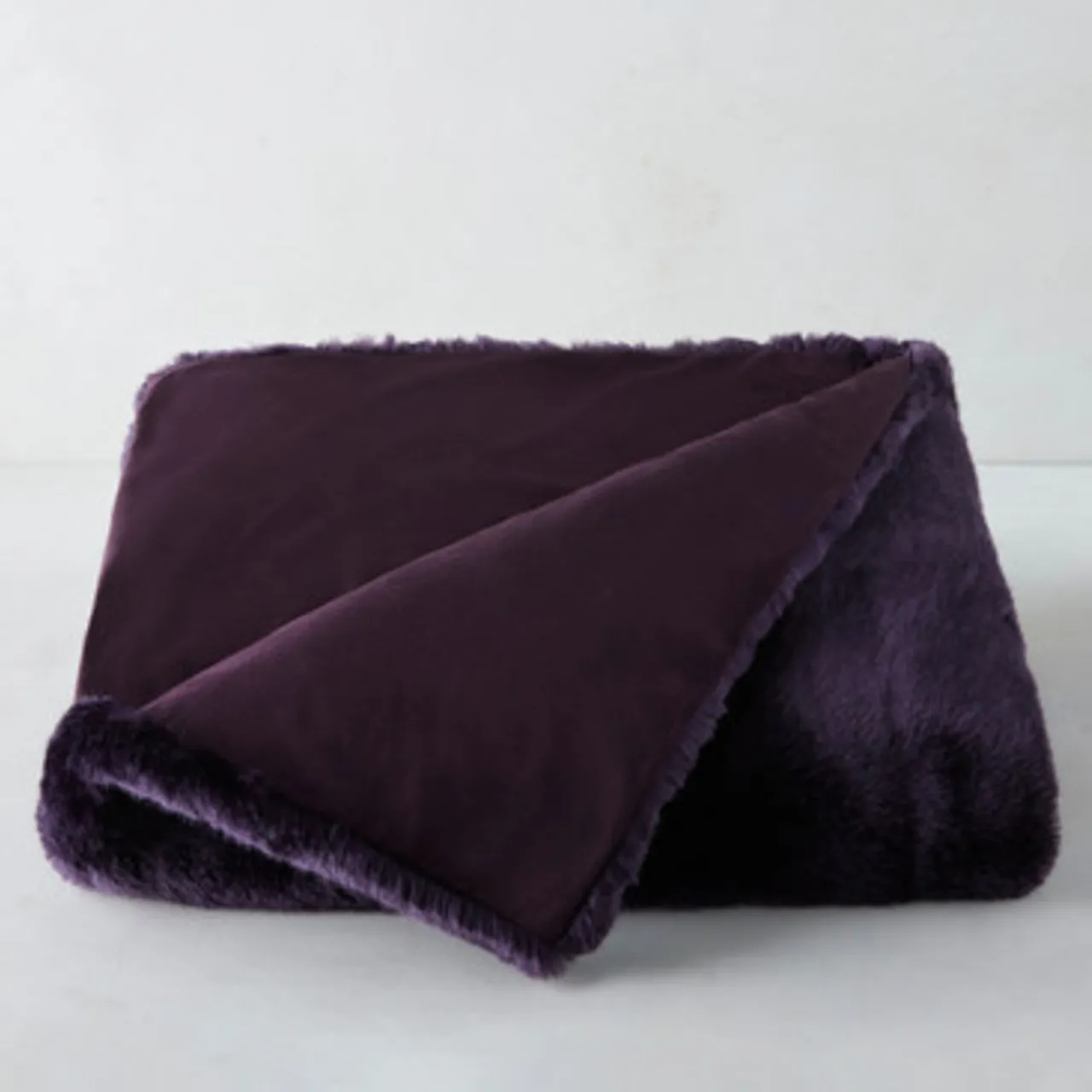Z Gallerie Bijou Throw - Aubergine> Solid Throws | Textile Sale