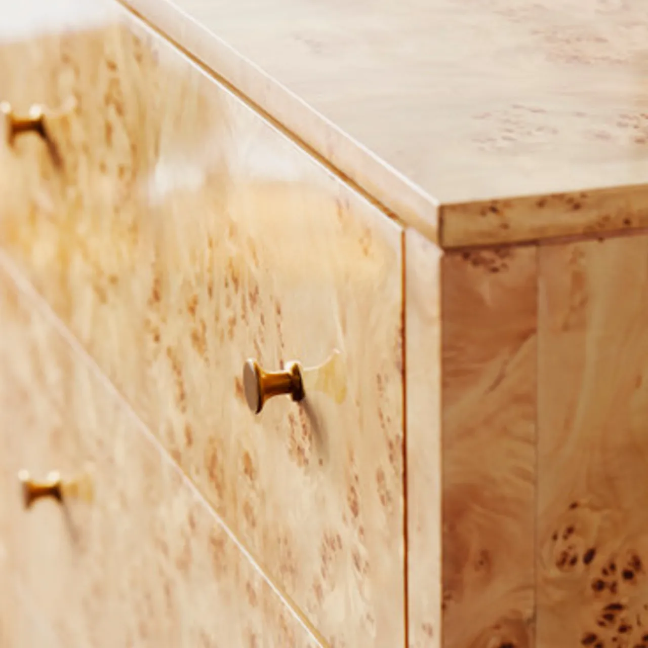 Z Gallerie Brynn Wide Dresser> Dressers