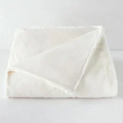 Z Gallerie Chinchilla Throw - White> Solid Throws | Textile Sale