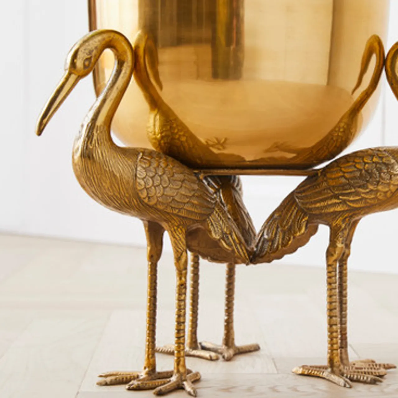 Z Gallerie Crane Planter> Décor Sale | Gift