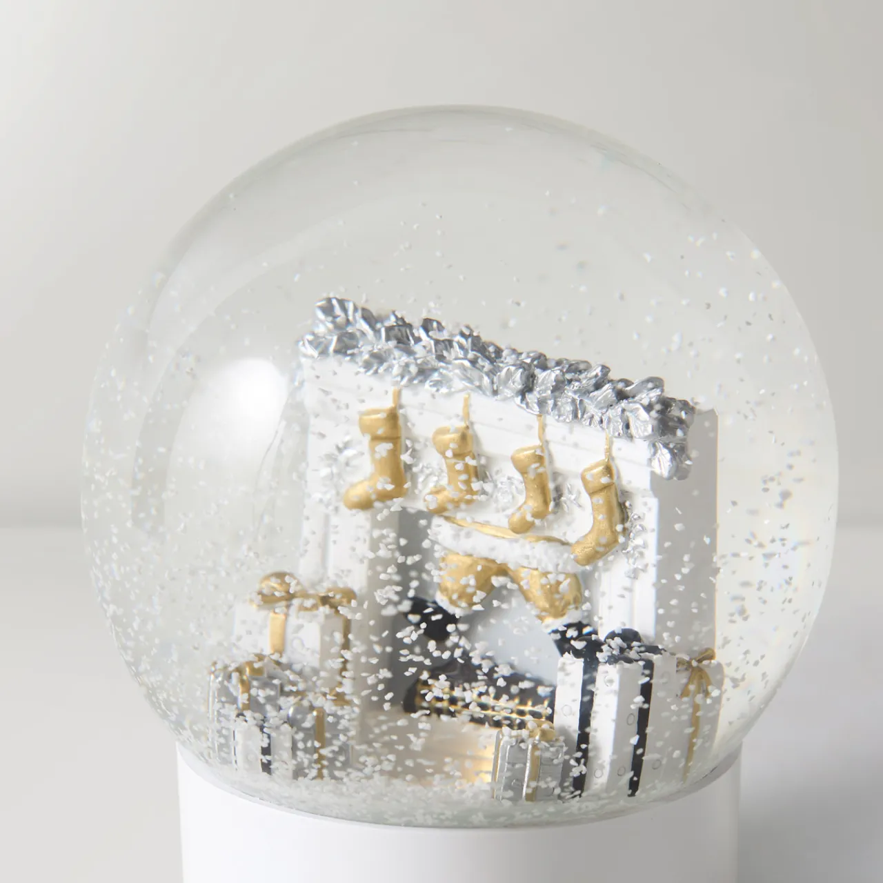 Z Gallerie Fireplace Snow Globe> Décor | Home Decor