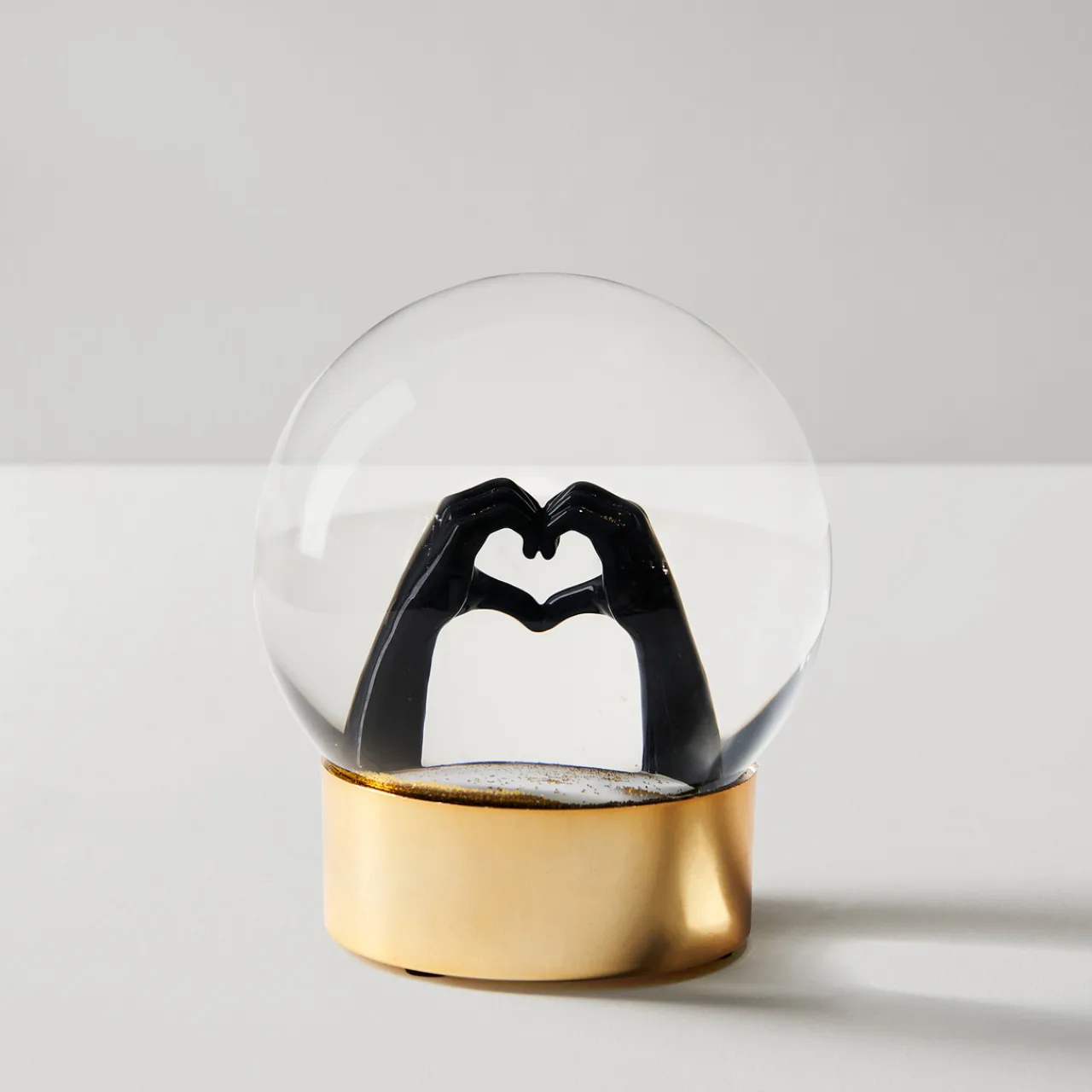 Z Gallerie Love Hands Gitter Globe> Décor | Ornaments