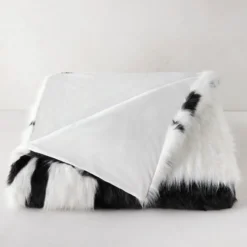 Z Gallerie Marble Oversized Throw - Black/White><noscript><img width=
