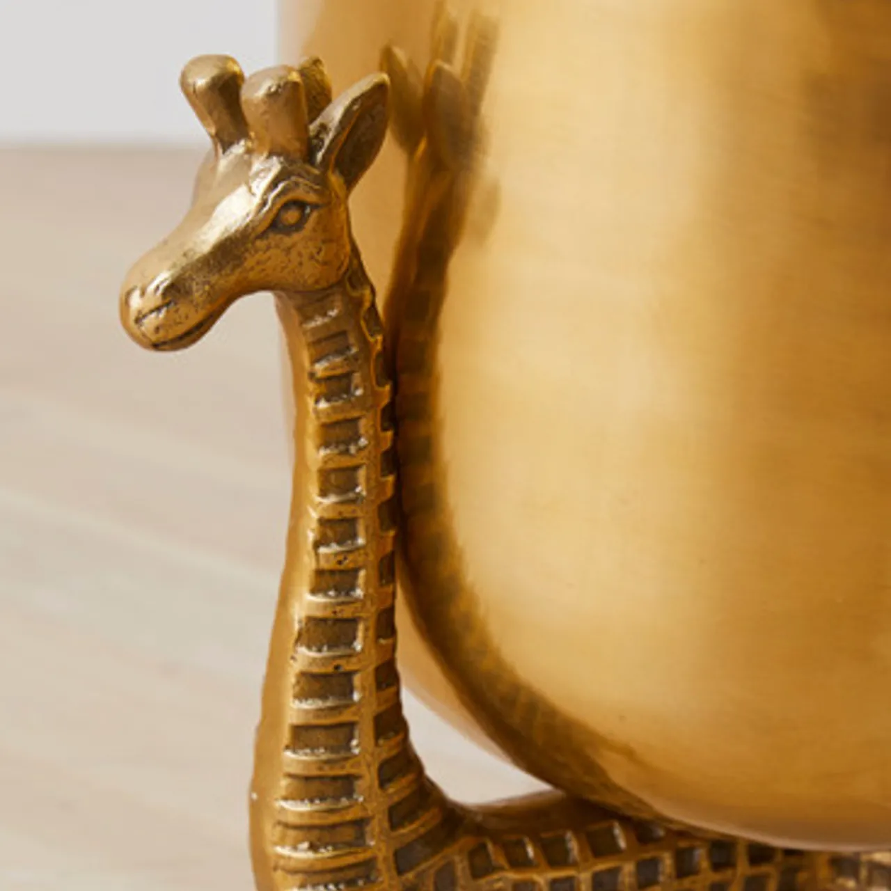 Z Gallerie Nikki Chu - Giraffe Planter> Décor Sale | Gift