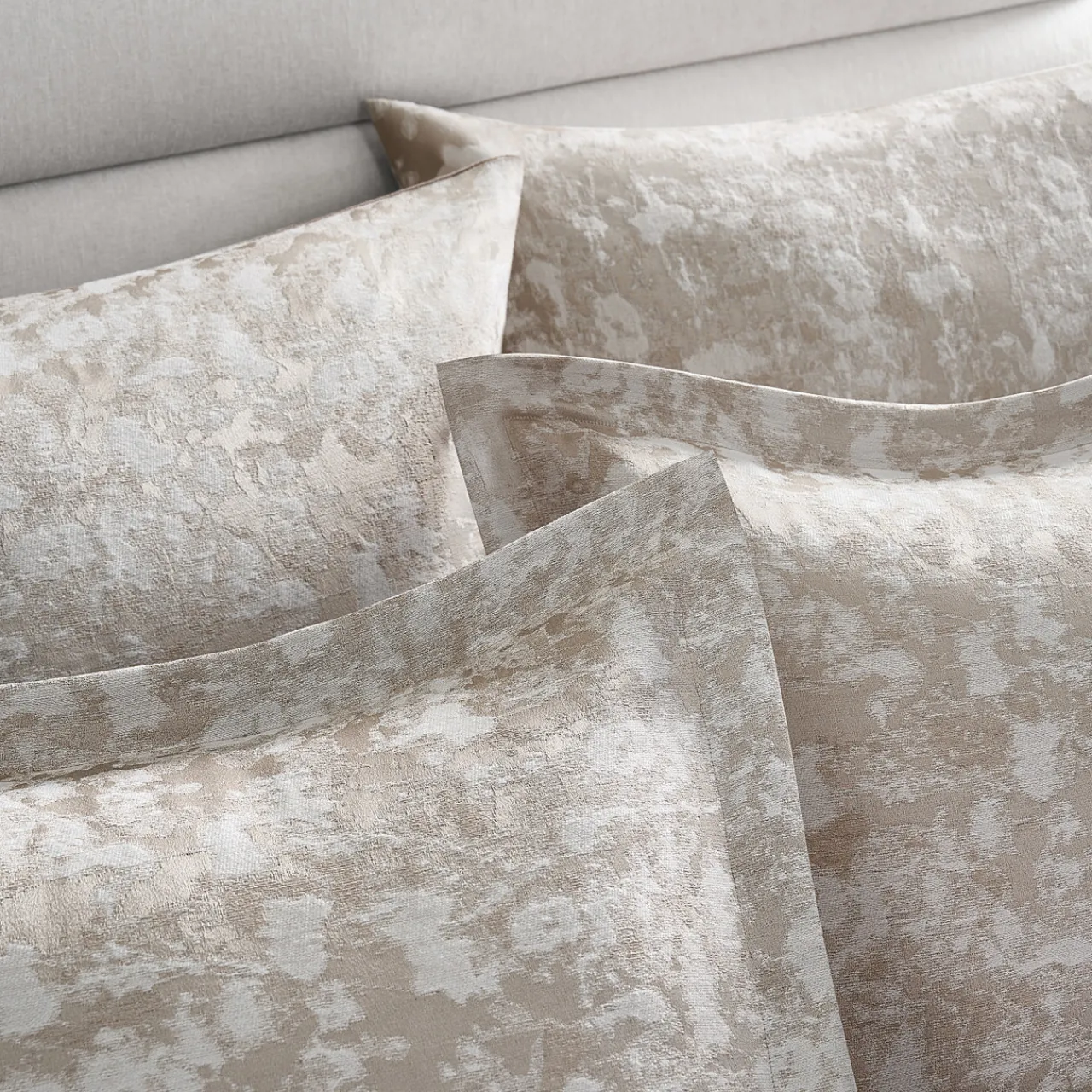 Z Gallerie Nimbus Bedding Set - Metallic> Printed Bedding | Duvets Covers & Shams
