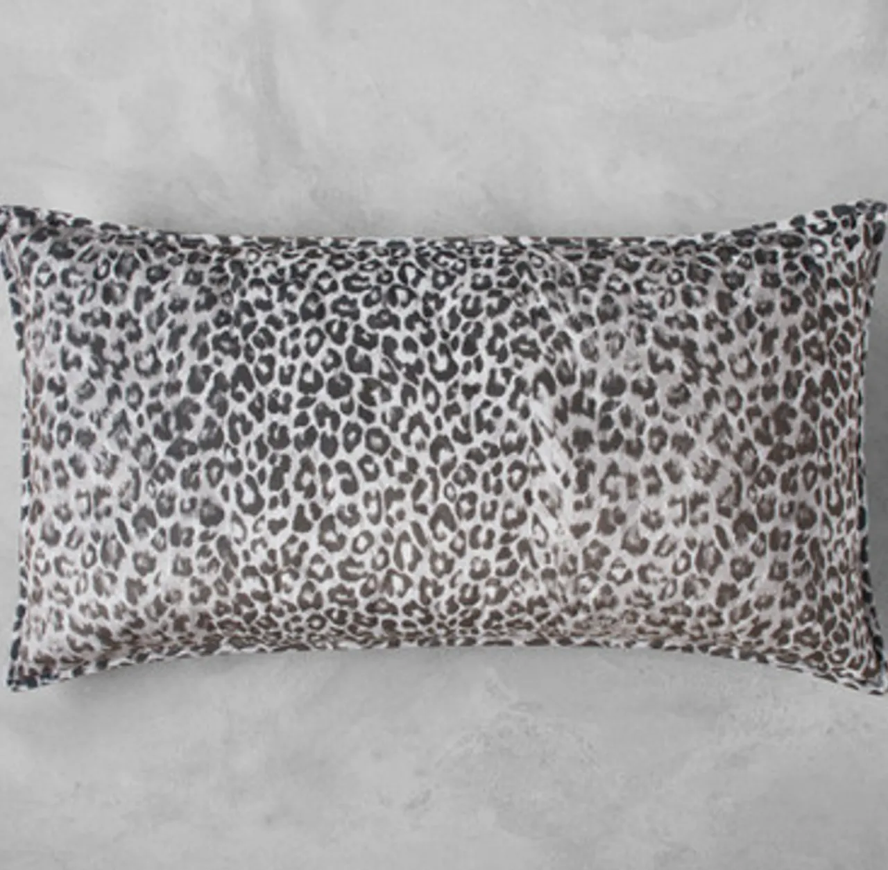 Z Gallerie Persia Reversible Bedding - Grey> Textured Bedding | Velvet Bedding