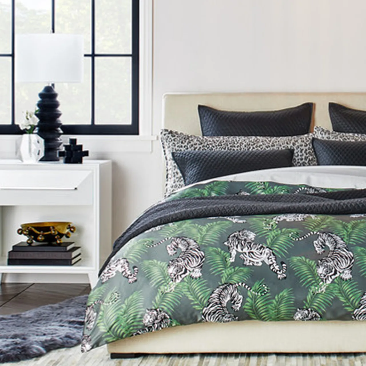 Z Gallerie Persia Reversible Bedding - Grey> Textured Bedding | Velvet Bedding