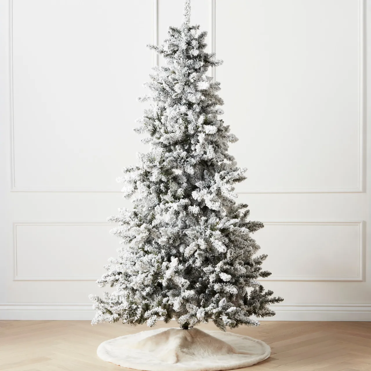 Z Gallerie Pre-Lit Spruce Flock Tree 7'5"> Floral | Pre-lit Trees & Garland