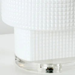 Z Gallerie Quinn Table Lamp><noscript><img width=