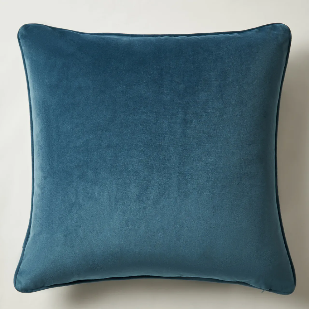 Z Gallerie Spotted Pillow 22" - Deep Sapphire> Textile Sale | Solid Pillows